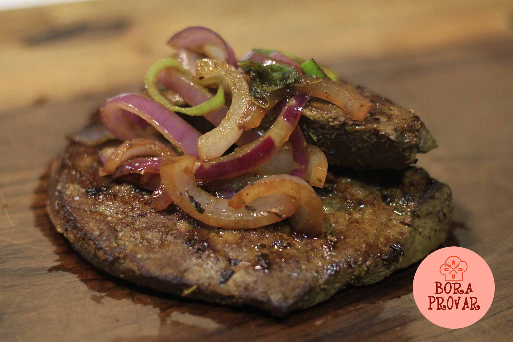 😃 Bife de Fígado Acebolado Marinado e Famblado - Como Fazer