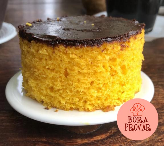 Bolo de cenoura fofinho: como fazer e ingredientes