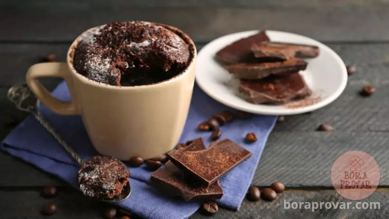 receita de Bolo de Caneca de Chocolate Fofinho e Cremoso