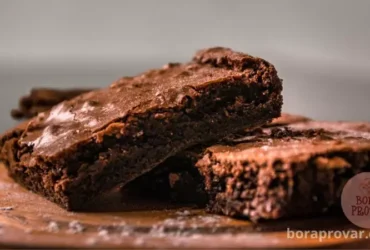 Receita de Brownie de Nescau com Casquinha Fácil na AirFryer