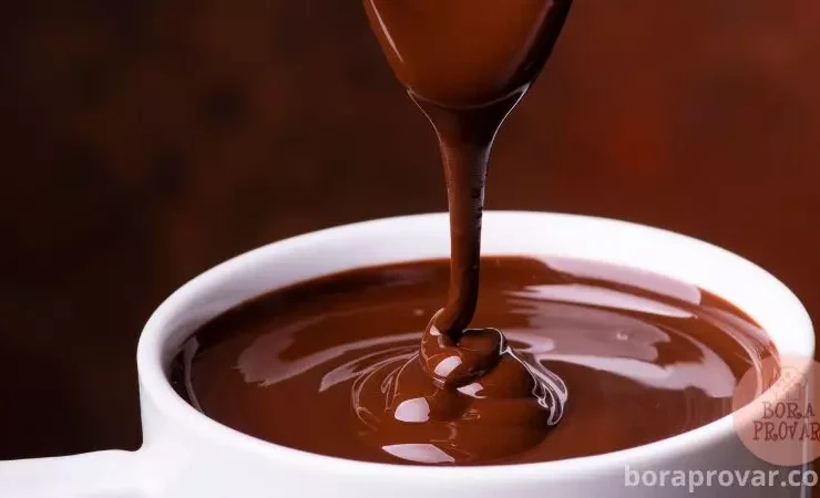 como fazer Chocolate Quente Cremoso Simples