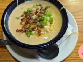 Sopa de Mandicoca com Carne Seca