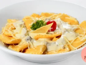 Mezzaluna de Linguiça Blumenau com Creme de Ricota