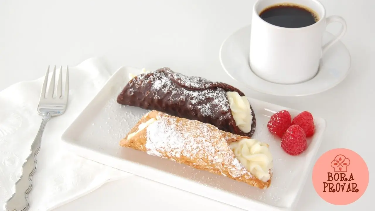 Cannolis de Massa de Chocolate