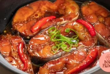 Cá Kho Tộ – Peixe Caramelizado no Barro