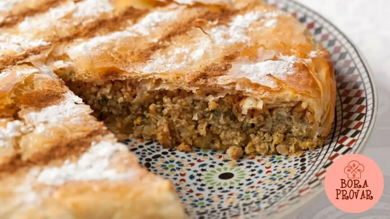 Pastilla de Frango com Amêndoas
