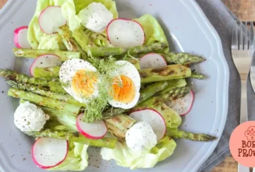Salada de Aspargos, rabanete, alface americana e ovos cozidos