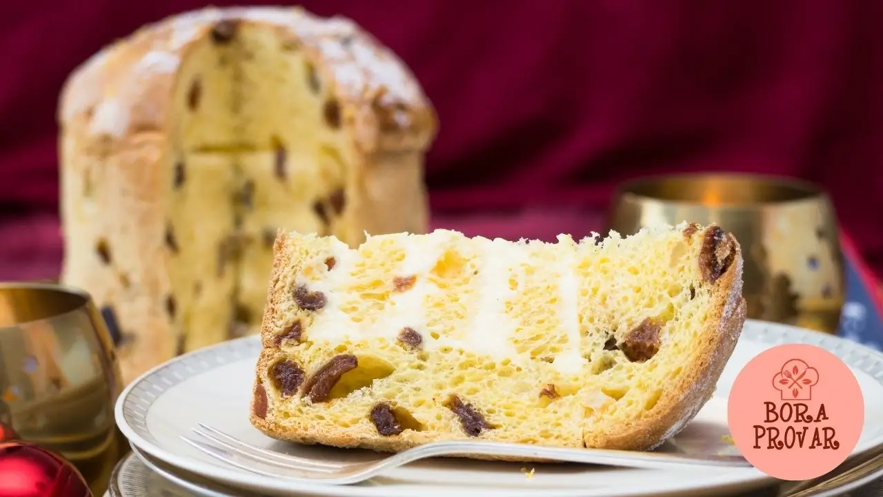 Panetone recheado com sorvete