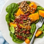 Salada de lentilha com Tomate Seco, Moranga e Espinafre