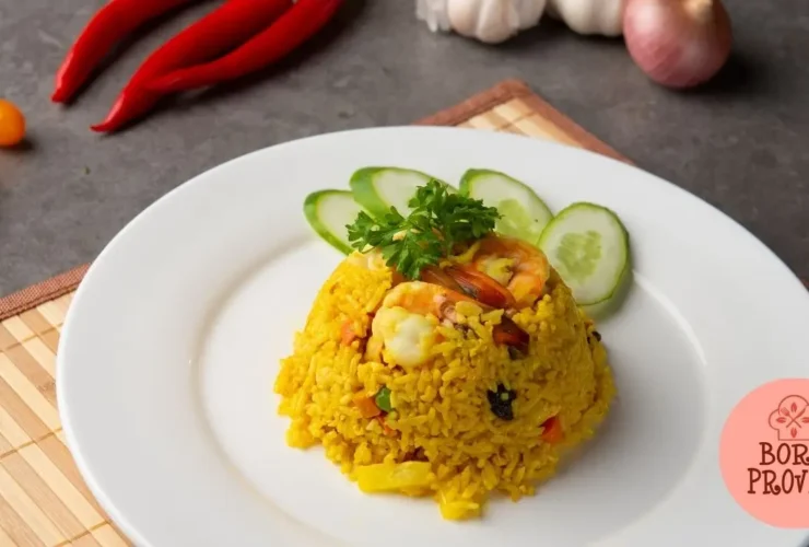 Arroz Frito de Camarão e Abacaxi
