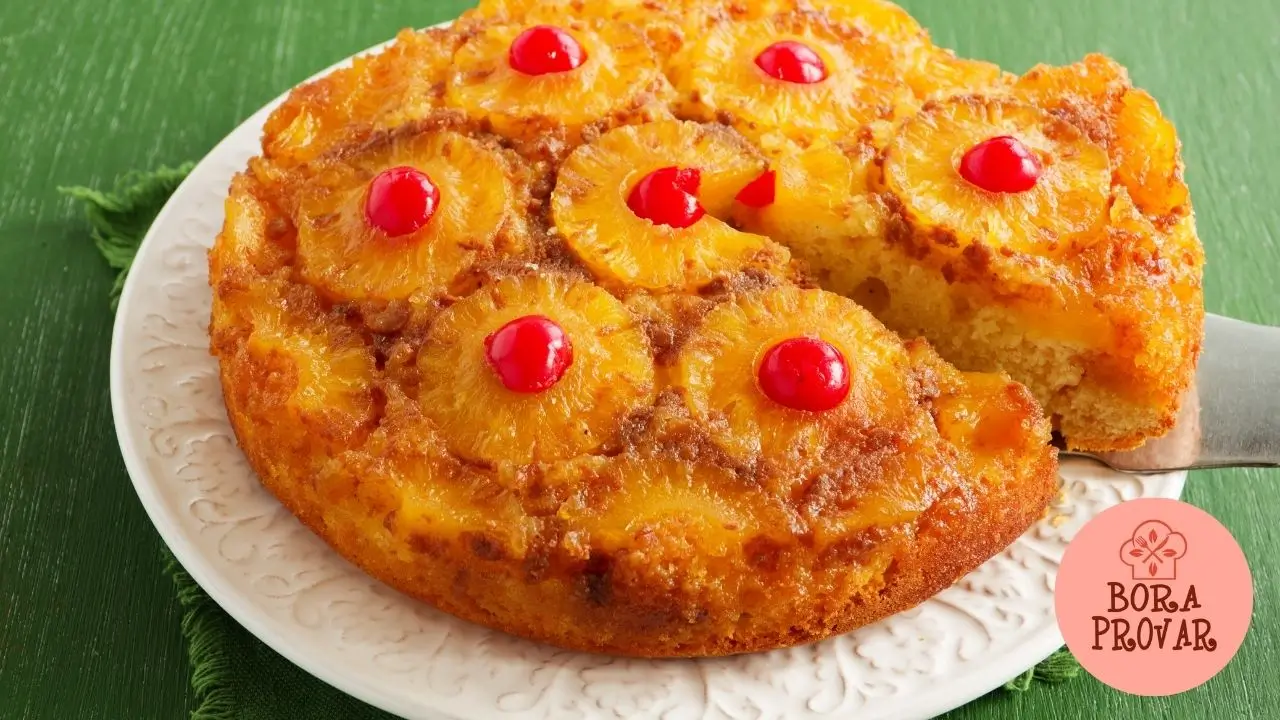 Bolo de Abacaxi Invertido