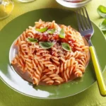Parafuso (Fusilli) com Molho de Tomate Peneirado